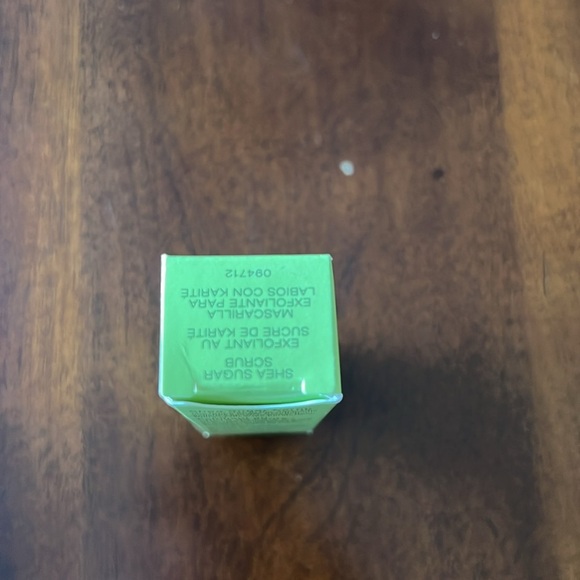 Mary Kay Satin lips shea sugar scrub NIB - Picture 2 of 3